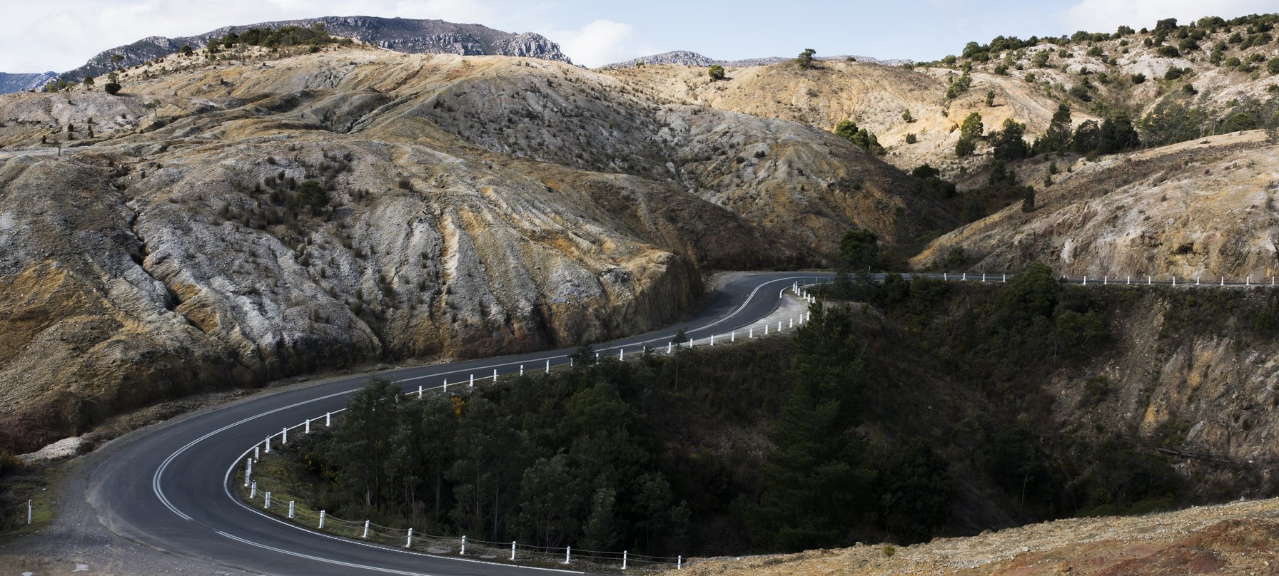 The road into Queenstown, known as the 99 bends.