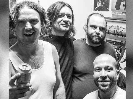 BIBBYPHOTO_PeterBibbyHowler-30 (1)