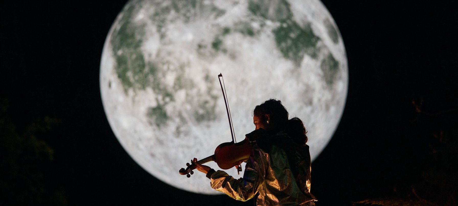 Moon by Rémi Chauvin