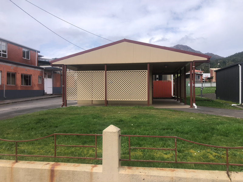 Headley Falls Park Toilet Block