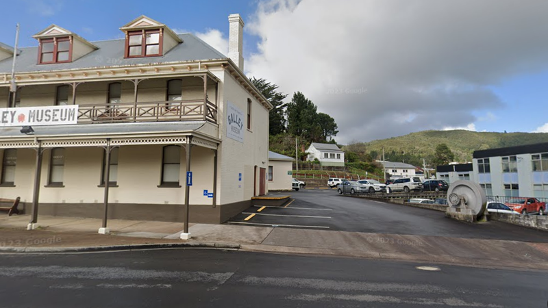 A photo of the adjacent carpark to The Galley Museum.